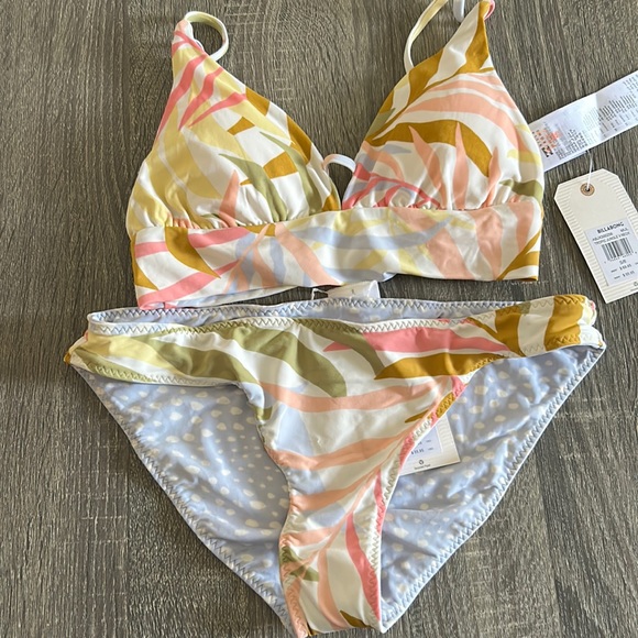 Billabong Other - Billabong bikini set tropical jungle